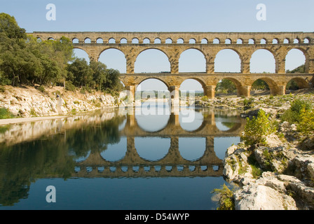 Pont du Gard, Nîmes, Languedoc, France Banque D'Images