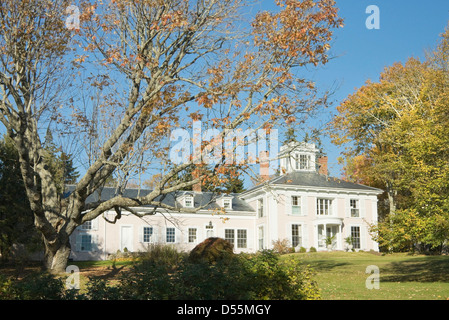 Maison néo-colonial en Nouvelle Angleterre. Banque D'Images