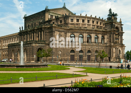 L'Opéra Semper, Dresde, Saxe, Allemagne Banque D'Images