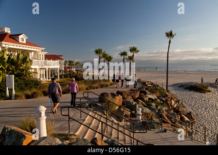 L'Hotel del Coronado à la plage sur l'île Coronado, San Diego, Californie, États-Unis d'Amérique, USA Banque D'Images