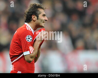 Hamit Altintop de Munich au cours de la première étape de Ligue des Champions quart de finale match FC Bayern Munich vs Manchester United à l'Allianz Arena de Munich, Allemagne, 30 mars 2010. Bundesliga le Bayern Munich champion record battu English Premier League Manchester United avec 2-1. Photo : Peter Kneffel Banque D'Images