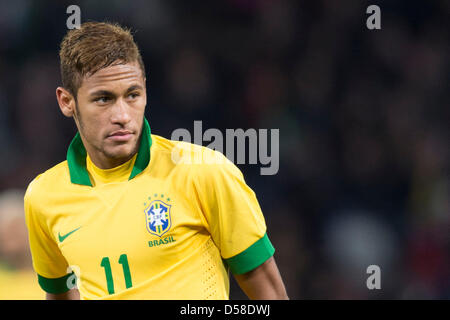 Neymar (BRA), le 21 mars 2013 - Football : match amical entre l'Italie 2-2 Le Brésil au Stade de Geneve à Carouge, Suisse. (Photo de Maurizio Borsari/AFLO) Banque D'Images