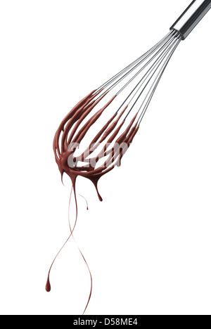 Fouet avec chocolat dégoulinant isolated on white Banque D'Images