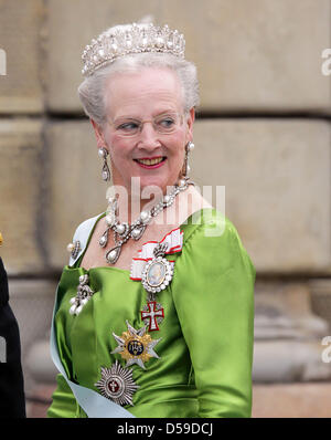 La Reine Margrethe II de Danemark arrive pour le mariage de la Princesse Victoria de Suède et Daniel Westling à Stockholm, Suède, le 19 juin 2010. Photo : Albert Nieboer (Pays-Bas) Banque D'Images