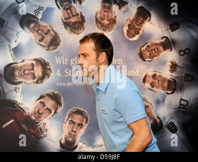 L'entraîneur adjoint, Hans-Dieter Flick lors d'une conférence de presse de l'équipe allemande à l'Velmore Grand Hotel à Erasmia près de Pretoria, 24 juin 2010. Photo : Bernd Weissbrod Banque D'Images