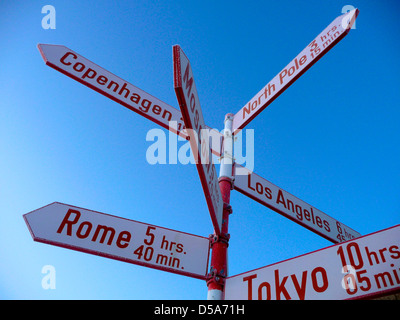 Panneau routier, l'aéroport de Kangerlussuaq, kangerlussuaq, qeqqata kommunia, l'ouest du Groenland, Greenland Banque D'Images