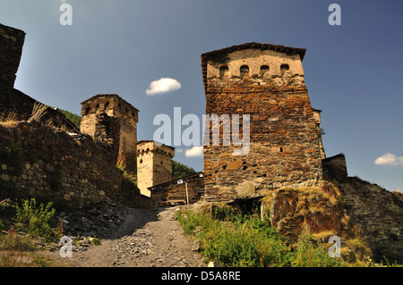 Très beau village de l'UNESCO et Usghuli dans Upper Svaneti, Georgia. Banque D'Images