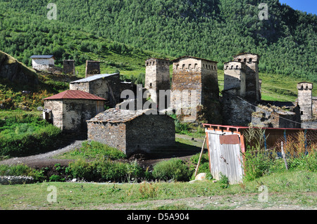 Très beau village de l'UNESCO et Usghuli dans Upper Svaneti, Georgia. Banque D'Images