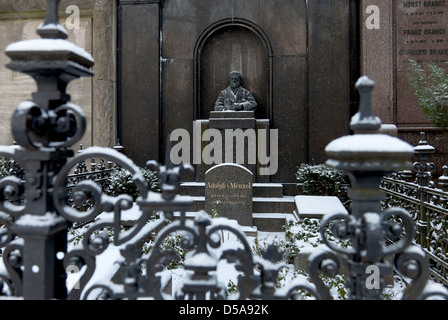 Berlin, Allemagne, tombe de l'artiste Adolph von Menzel Banque D'Images