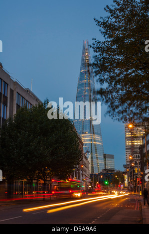 Le Shard au crépuscule par Renzo Piano. PHILLIP ROBERTS Banque D'Images