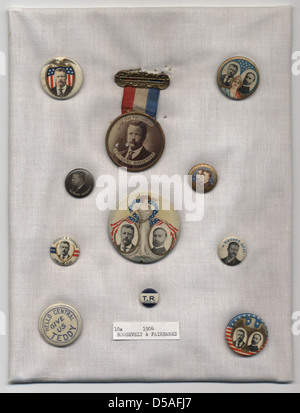 Theodore Roosevelt-Fairbanks Boutons campagne et d'un insigne, ca. 1904 Banque D'Images