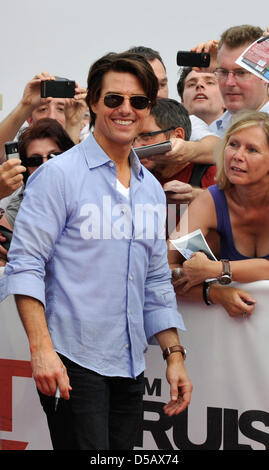 L'acteur américain Tom Cruise assiste à la première Allemande de son nouveau film "Knight and Day" à la place Karlsplatz, à Munich, Allemagne, le 21 juillet 2010. Le film s'ouvre dans les salles allemandes le 22 juillet 2010. Photo : Marc Mueller Banque D'Images