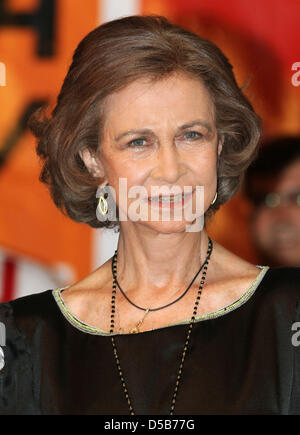 La Reine Sofia d'espagnol au cours de la cérémonie de remise des prix de la 29e Copa del Rey à la voile, la 29e édition de la Coupe du Roi (Copa del Rey), à Palma de Majorque, Espagne, 08 août, 2010. Photo : Patrick van Katwijk Banque D'Images