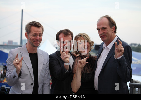 Stefan Ruzowitzky André, Johannes Allmayer, Elke Winkens et Herbert Knaup lors de la première du film 'Arschkalt' à Frankenheim Banque D'Images