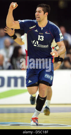 France's Nikola Karabatic Handball Euro 2010 cheers au cours de match de l'Allemagne contre la France à Innsbruck, Autriche, 24 janvier 2010. Photo : JENS WOLF Banque D'Images