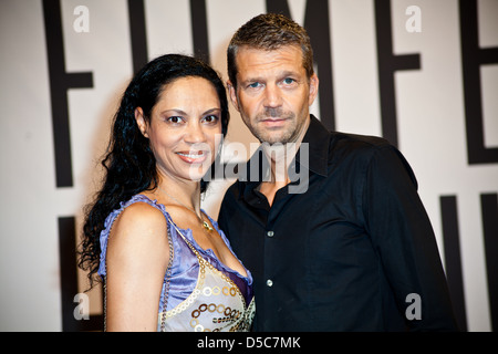 Chantal de Freitas et Kai Wiesinger le lancement de Filmfest Hambourg avec la première de "Auf Wiedersehen' cinéma CinemaxX Banque D'Images