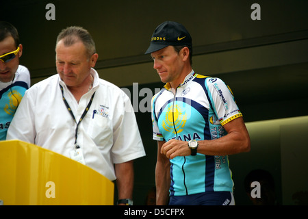 Lance Armstrong au début de l'étape du Tour de France 2009 à Gérone, Espagne Banque D'Images