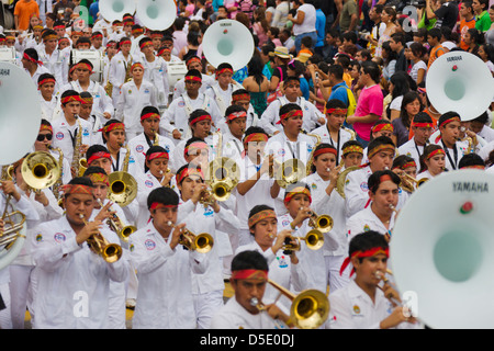 Marching Band au carnaval, Veracruz, Mexique Banque D'Images