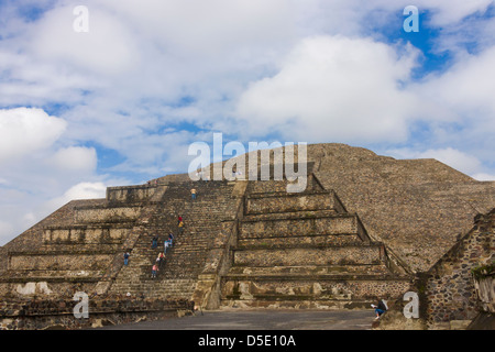 Pyramide du soleil, les ruines de Teotihuacan (UNESCO World Heritage), près de Mexico, Mexique Banque D'Images