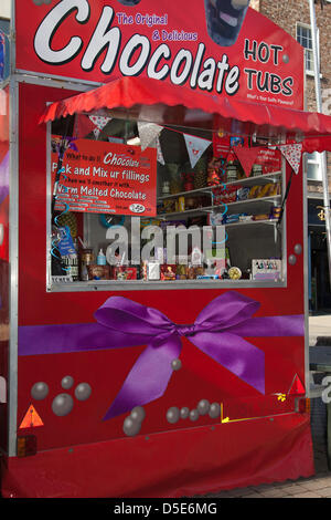 La ville de York, Yorkshire, UK Bon vendredi 29 mars, 2013. La crêpe chocolat entreprise Bain à remous kiosque à la Pâques spécial annuel de l'artisanat et de l'alimentation Fayre tiendra à St Sampson's Square et Parliament Street où les vendeurs de rue présentent leurs marchandises remplissant les rues avec le goût et les odeurs de bon tarif Yorkshire. Banque D'Images