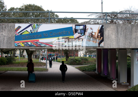 Ring road passage inférieur pour piétons, Greyfriars vert, Coventry, Royaume-Uni Banque D'Images