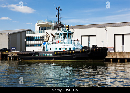 Melbourne Australie / Port de Melbourne remorqueurs sont prêtes à intervenir voyage à Melbourne Victoria en Australie. Banque D'Images