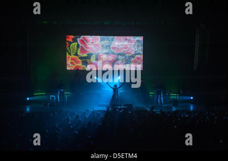 Chicago, USA. 30 mars, 2013. L'auteur-compositeur mexicaine Lila Downs en prestation au Théâtre du congrès à Chicago, Etats-Unis. Crédit : Max Herman/Alamy Live News Banque D'Images