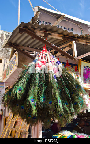 Les plumes de paon en Inde, marché de la ville de Jaipur Banque D'Images