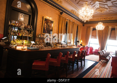 Le bar de l'Hôtel de la marine marchande, Belfast, Irlande du Nord. Banque D'Images