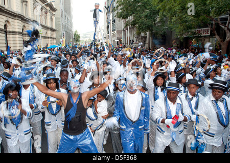 La Cape Minstrels Kaapse Klopse / parade qui a lieu chaque année le 2 janvier à Cape Town, Afrique du Sud. Banque D'Images