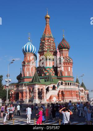 La la cathédrale de Saint Basil à la place Rouge à Moscou, Russie Banque D'Images