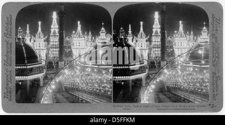 Luna Park brillant la nuit Coney Island, New York's grand plaisir resort (LOC) Banque D'Images