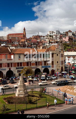 Madagascar, Antananarivo, Avenue de l'indépendance, au-dessous de Faravohitra Banque D'Images