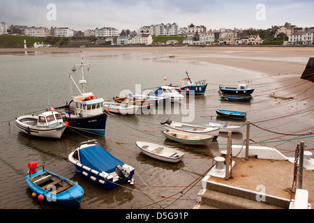 L'île de Man, Port Erin, bateaux au port Banque D'Images