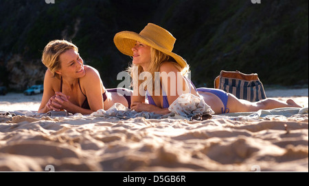 Deux mères 2103 Gaumont/Hopscotch Films film avec Naomi Watts et Robin Wright à droite Banque D'Images