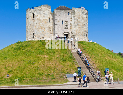 27691 'Tour' l'ancien donjon du château de New York city of York Yorkshire Angleterre UK GB EU Europe Banque D'Images