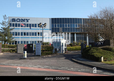 Basingstoke, Royaume-Uni. 2 avril 2013 - une vue générale de la Sony Europe bureaux à Basingstoke, où Hawk-Eye Innovations Ltd. est fondé. L'entreprise est passé à côté de la ligne de but FIFA, contrat de technologie qui a été attribué à la société allemande, GoalControl. Crédit : Rob Arnold/Alamy Live News Banque D'Images