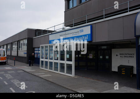 Extérieur de Basildon et Thurrock University Hospitals NHS Foundation Trust Banque D'Images