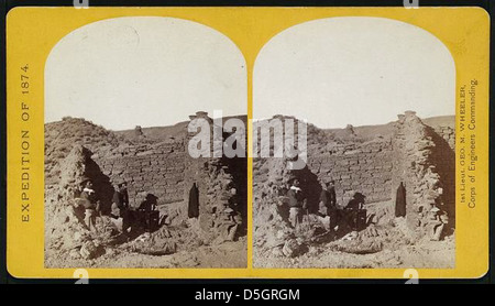 Ruine caractéristique, du Pueblo San Juan, Nouveau-Mexique, sur la rive nord de la rivière San Juan, à environ 15 milles à l'ouest de l'embouchure de Cañon Largo. (LOC) Banque D'Images