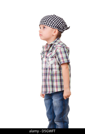 Portrait d'un enfant en âge préscolaire capricieux en colère bandana et chemise, isolated on white Banque D'Images