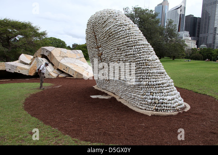 Wurrungwuri sculptures dans les jardins botaniques royaux de Sydney Banque D'Images