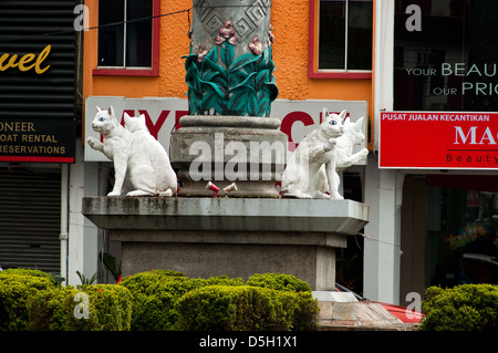 Statues de chat, Jalan padungan, kuching, Malaisie Banque D'Images