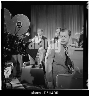 [Portrait de Claude Thornhill, Sandy Siegelstien, Willie Wechsler et Micky Folus, Columbia Pictures studio, The Making of Beautiful Doll, New York, N.Y., ca. 1947 septembre] (LOC) Banque D'Images