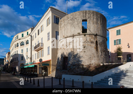 La France, la Corse, La Balagne, Ile Rousse, tour génoise Banque D'Images