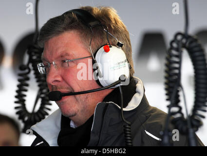 L'anglais Ross Brawn, team principal de Mercedes Grand Prix vu lors d'essais à la piste de course à Valencia, Espagne, 01 février 2010. Photo : JENS BUETTNER Banque D'Images