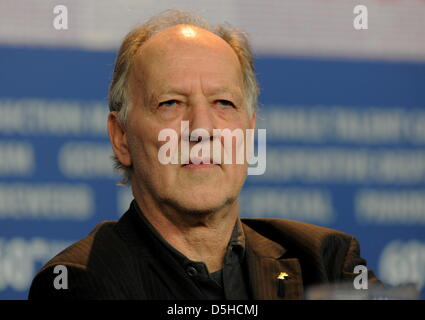 Le président du jury et le réalisateur allemand Werner Herzog parle au cours d'une conférence de presse pour le début de la 60e Berlinale International film festival Jeudi, 11 février 2010, au cours de la 60e Berlinale festival international du film de Berlin. Photo : Tim Brakemeier Banque D'Images