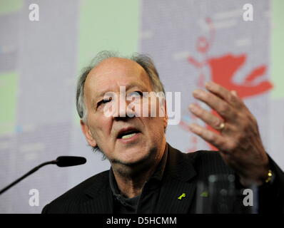 Le président du jury et le réalisateur allemand Werner Herzog parle au cours d'une conférence de presse pour le début de la 60e Berlinale International film festival Jeudi, 11 février 2010, au cours de la 60e Berlinale festival international du film de Berlin. Photo : Tim Brakemeier  + + +(c) afp - Bildfunk + + + Banque D'Images