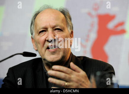 Le président du jury et le réalisateur allemand Werner Herzog parle au cours d'une conférence de presse pour le début de la 60e Berlinale International film festival Jeudi, 11 février 2010, au cours de la 60e Berlinale festival international du film de Berlin. Photo : Tim Brakemeier  + + +(c) afp - Bildfunk + + + Banque D'Images