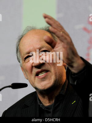 Le président du jury et le réalisateur allemand Werner Herzog assiste à une conférence de presse pour le début de la 60e Berlinale International film festival Jeudi, 11 février 2010, au cours de la 60e Berlinale festival international du film de Berlin. Photo : Tim Brakemeier Banque D'Images