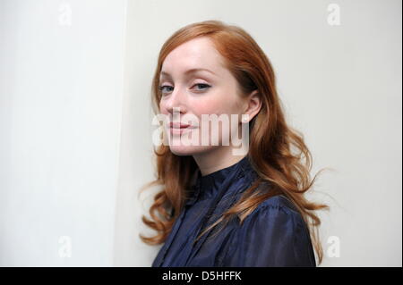 Actrice néerlandaise Lotte Verbeek assiste à un photocall du "Shooting Stars 2010" au cours de la 60e Berlinale Festival International du Film de Berlin, Allemagne, dimanche 14 février 2010. Le festival se déroule jusqu'au 21 février 2010. Photo : Marcus Brandt dpa/lbn Banque D'Images